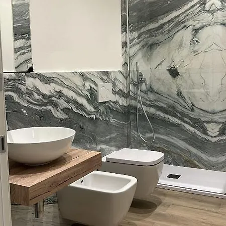 Oda ve Kahvaltı Breccia Nel Mare 3*