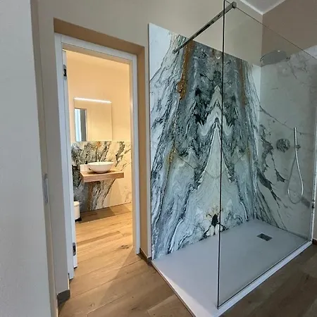 Breccia Nel Mare Carrare