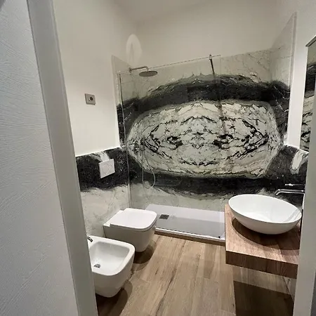 Breccia Nel Mare Bed & Breakfast Carrara